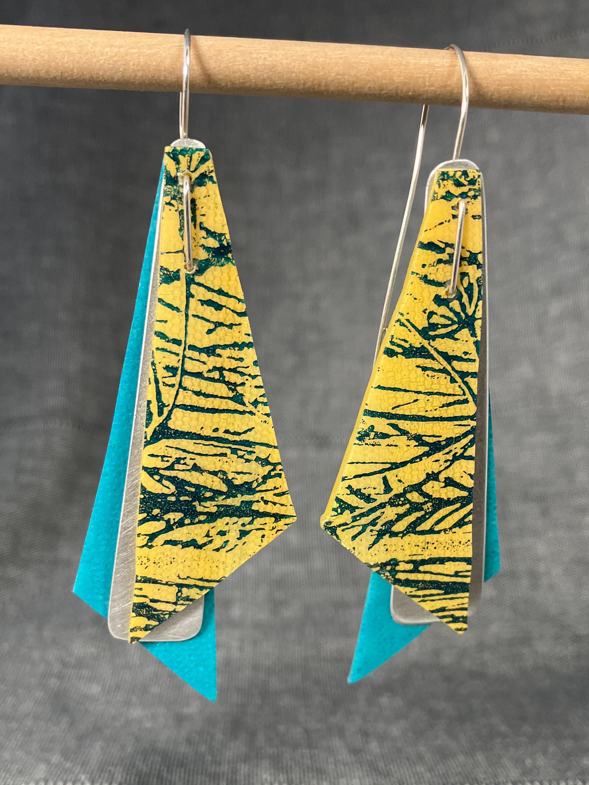 Nocean Sea Sand Flash Earrings