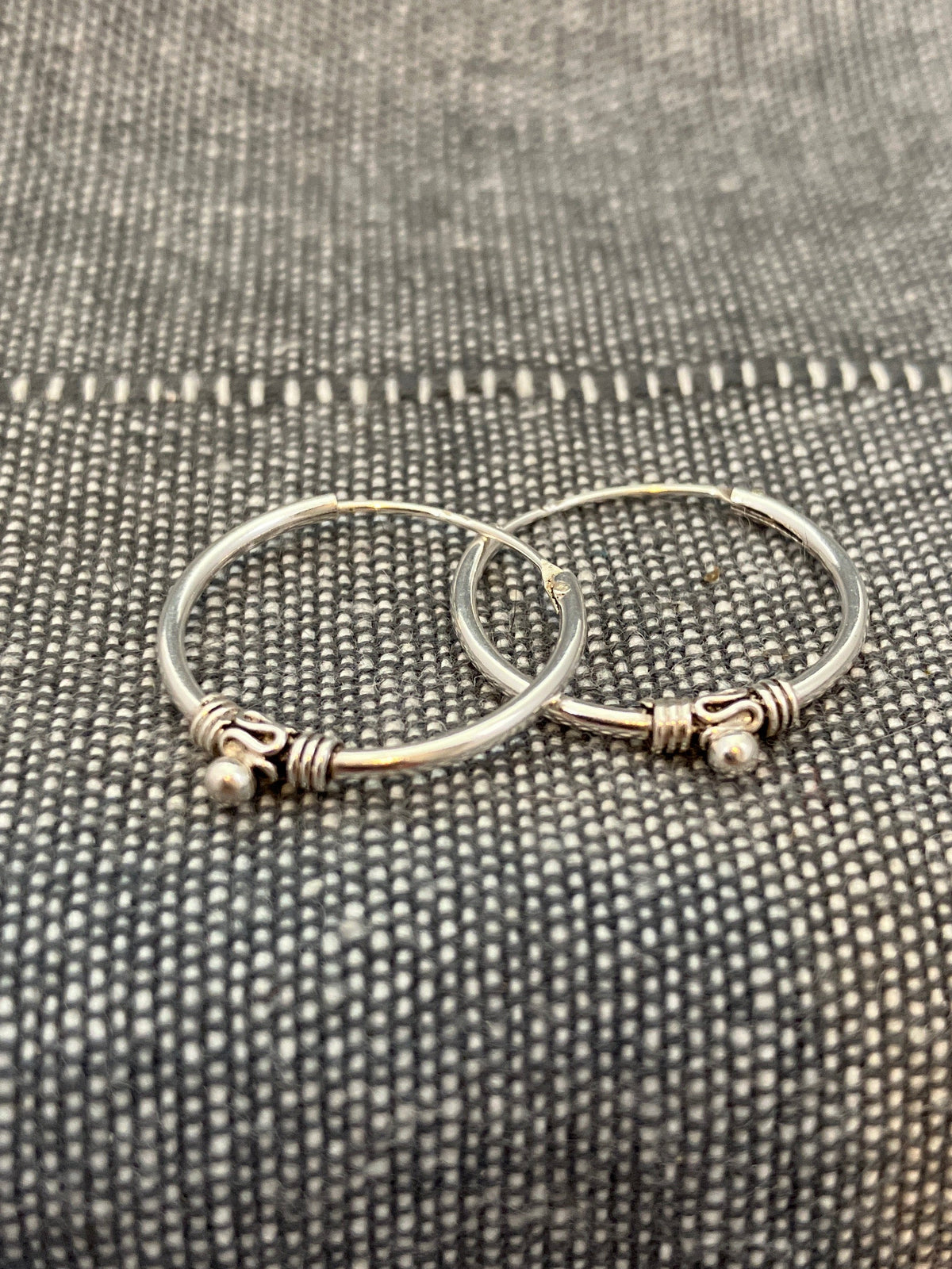 Dot Bali Hoops