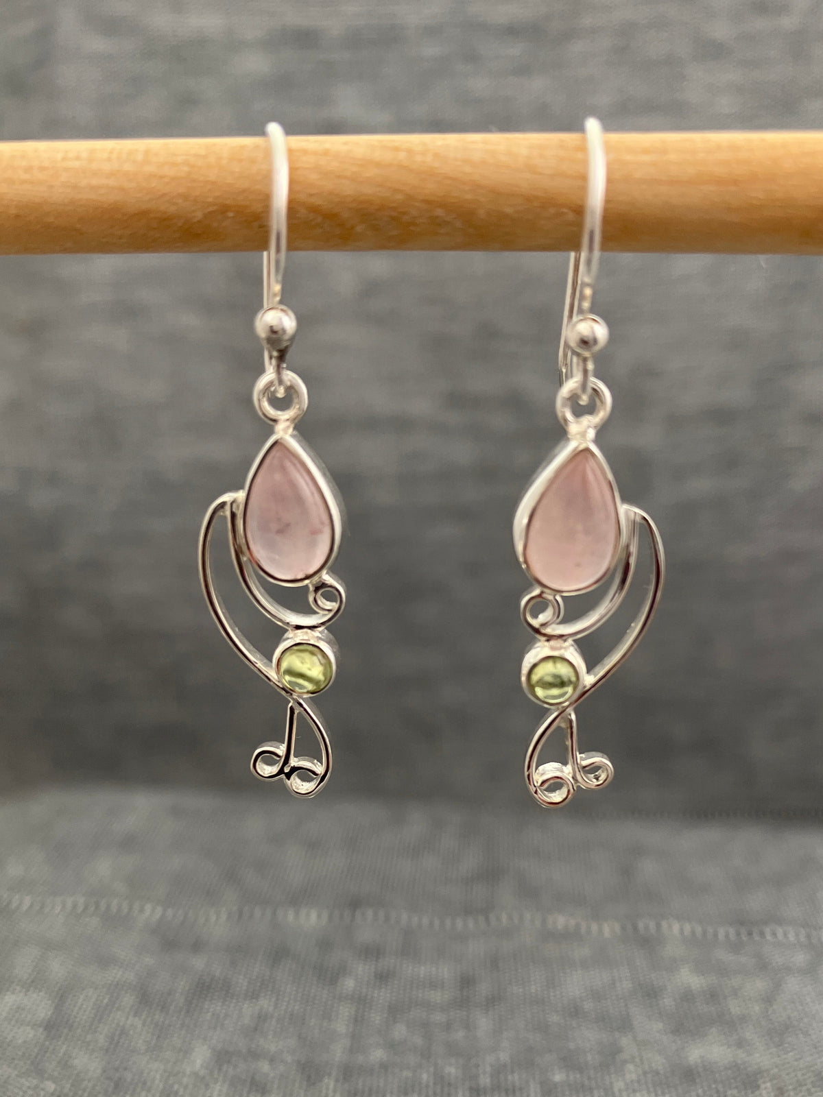 Rose Quartz And Peridot Curlicue Earring