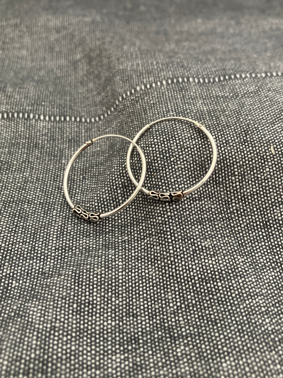 Triple S Bali Hoops – 25mm