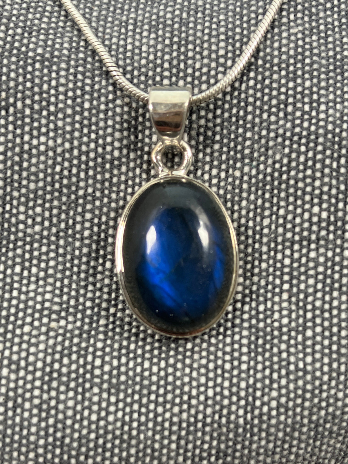 Labradorite Small Oval Pendant 5