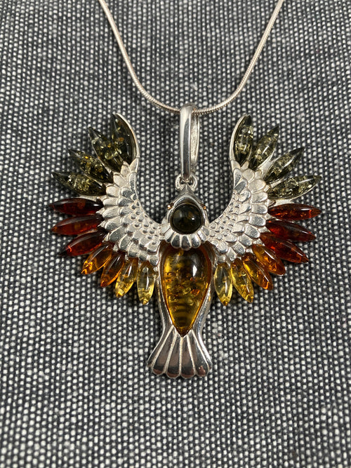 Amazing Winged Bird Amber Pendant