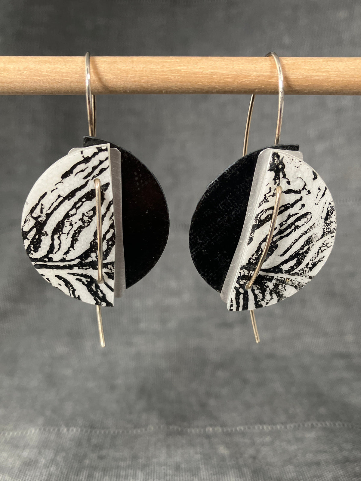 Miro Black & White Earrings