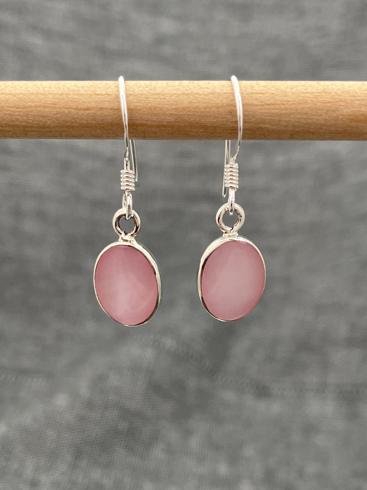 Pink Shell Oval Earrings