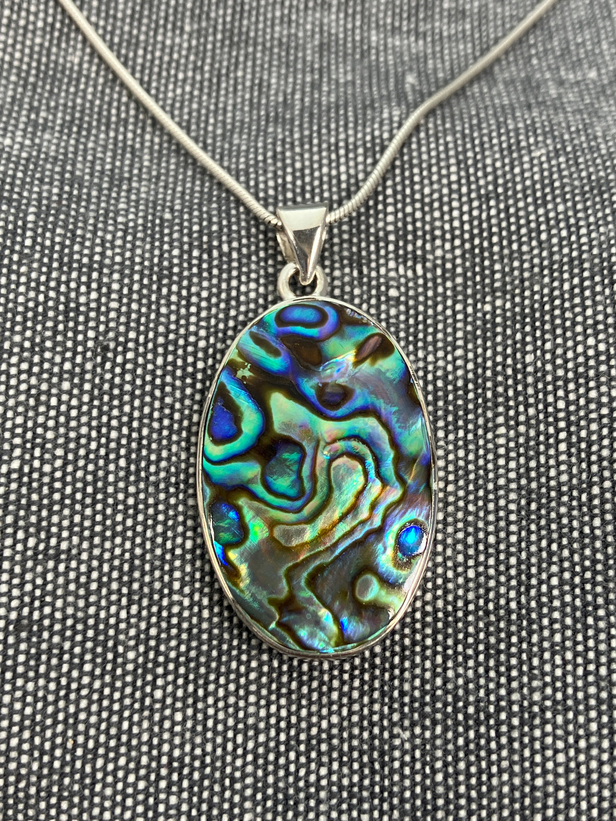 Paua Shell Oval Pendant 3