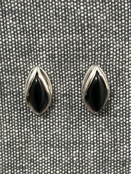 Black Onyx Parting Stone Studs