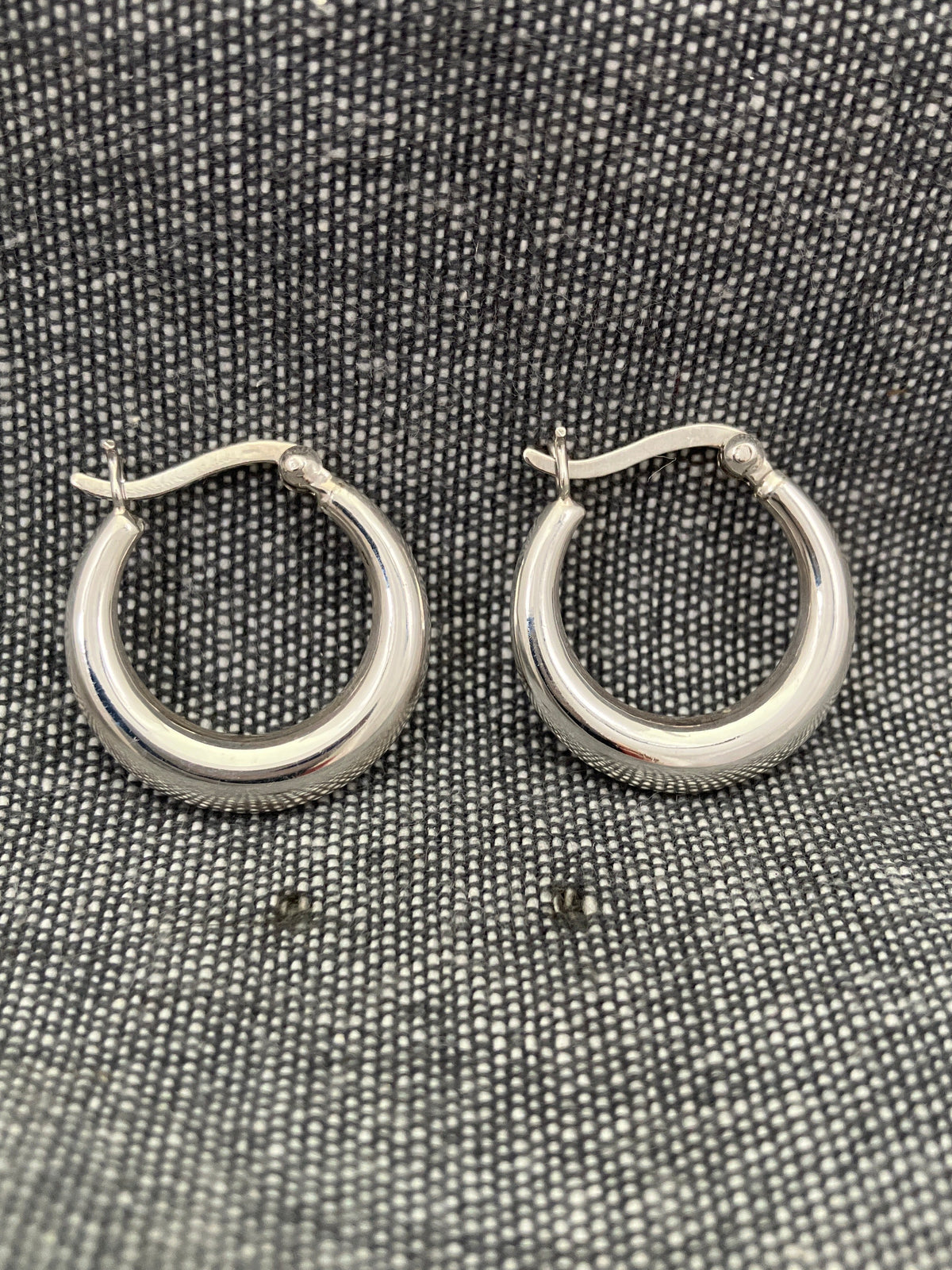 Creole Hoops – 22mm