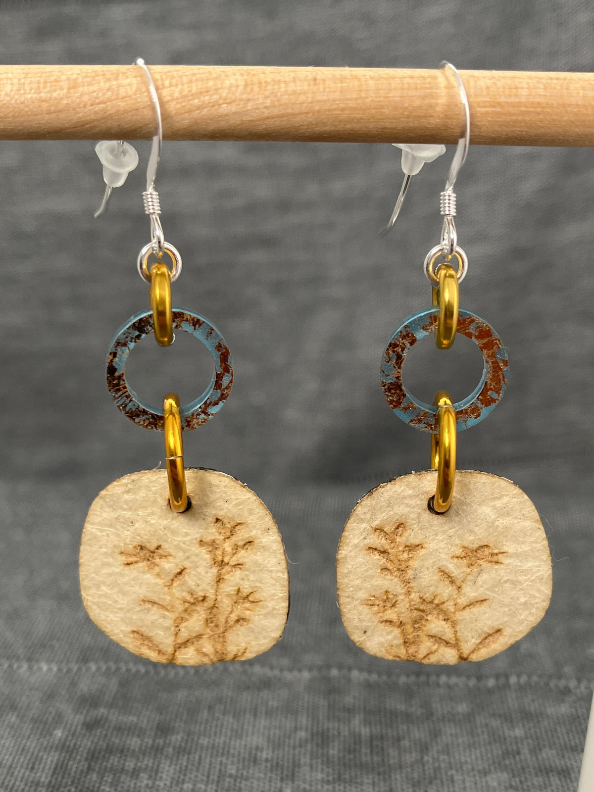 Pineapple Blue Flower Disc Earrings