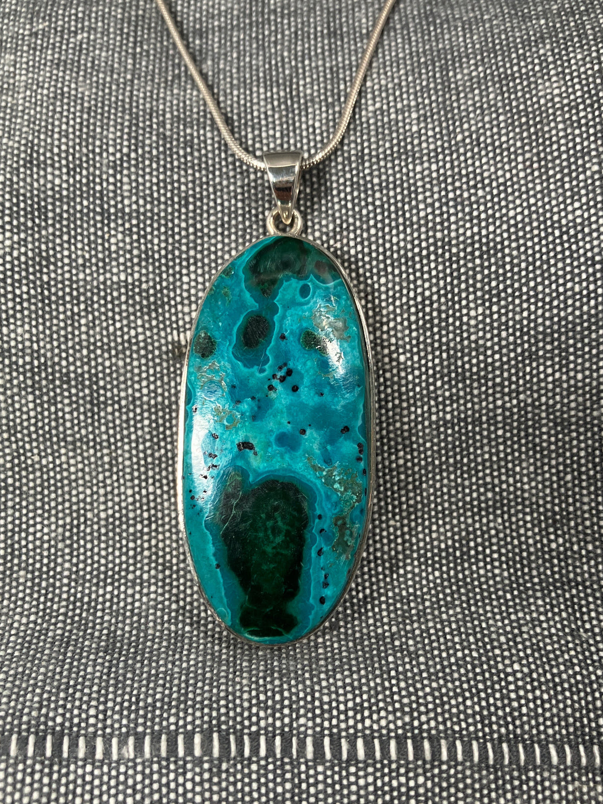 Malacholla Large Long Oval Pendant