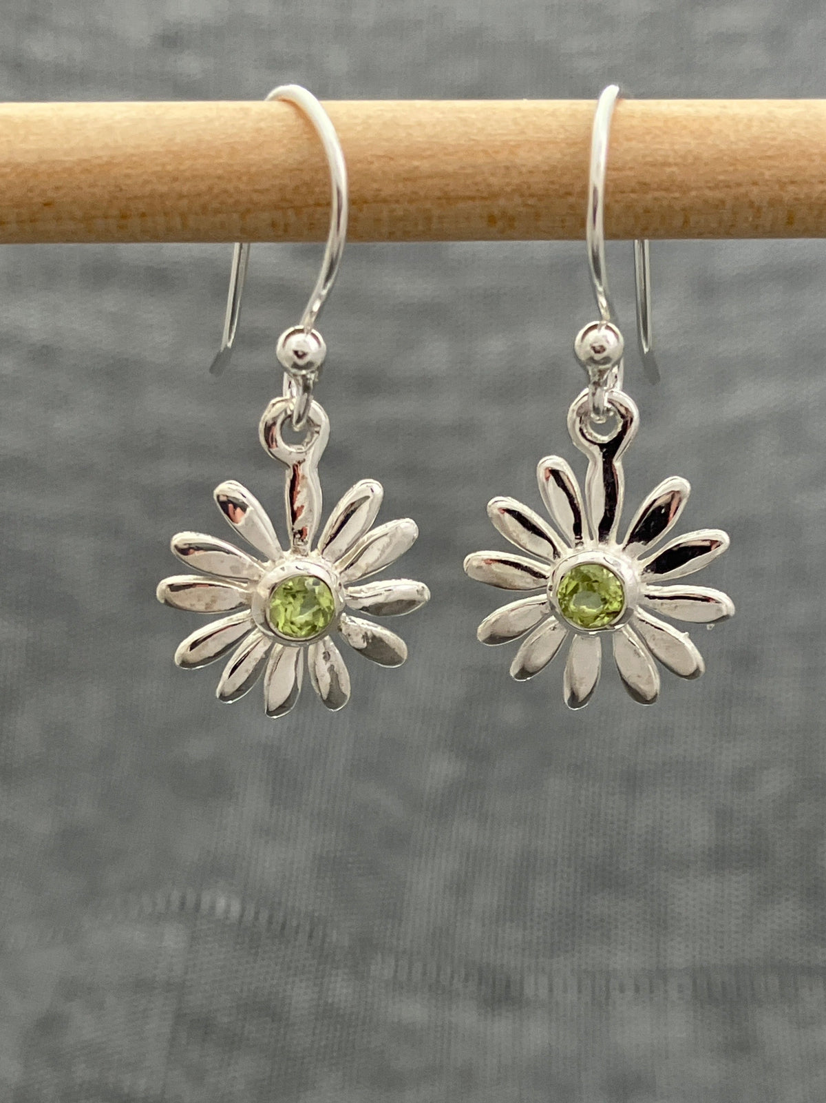 Peridot Cut Daisy Earrings