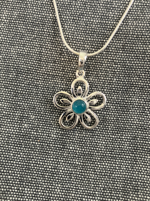 Apatite Lazy Daisy Pendant