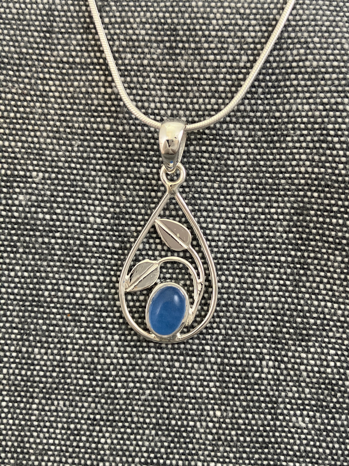 Chalcedony Leafy Loop Pendant