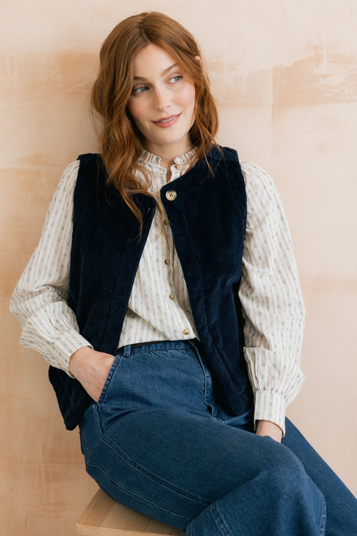 Twilight Stretch Jumbo Cord Gilet Navy