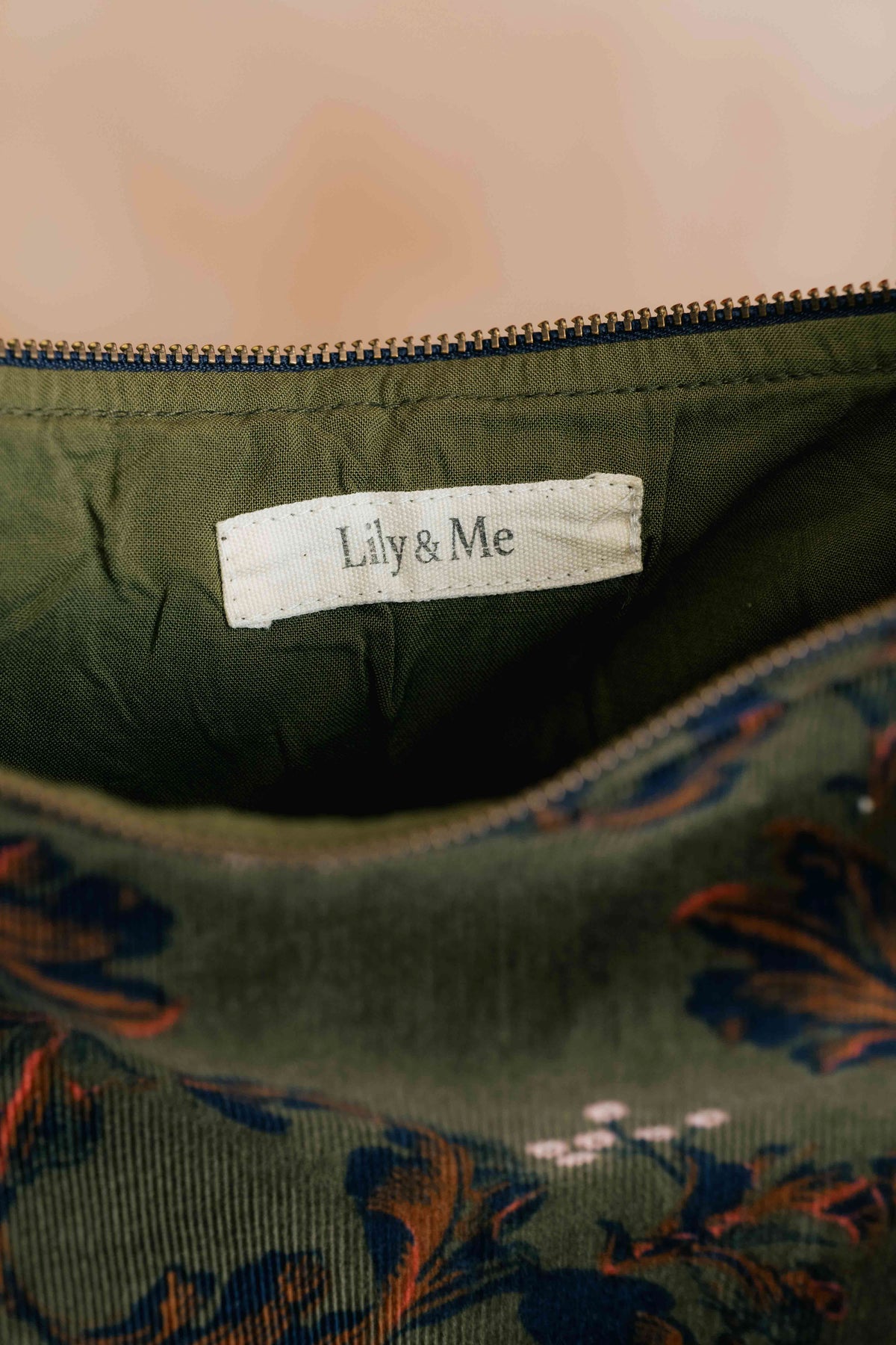 Trailing Leaves Cord Crossbody Bag Dark Olive