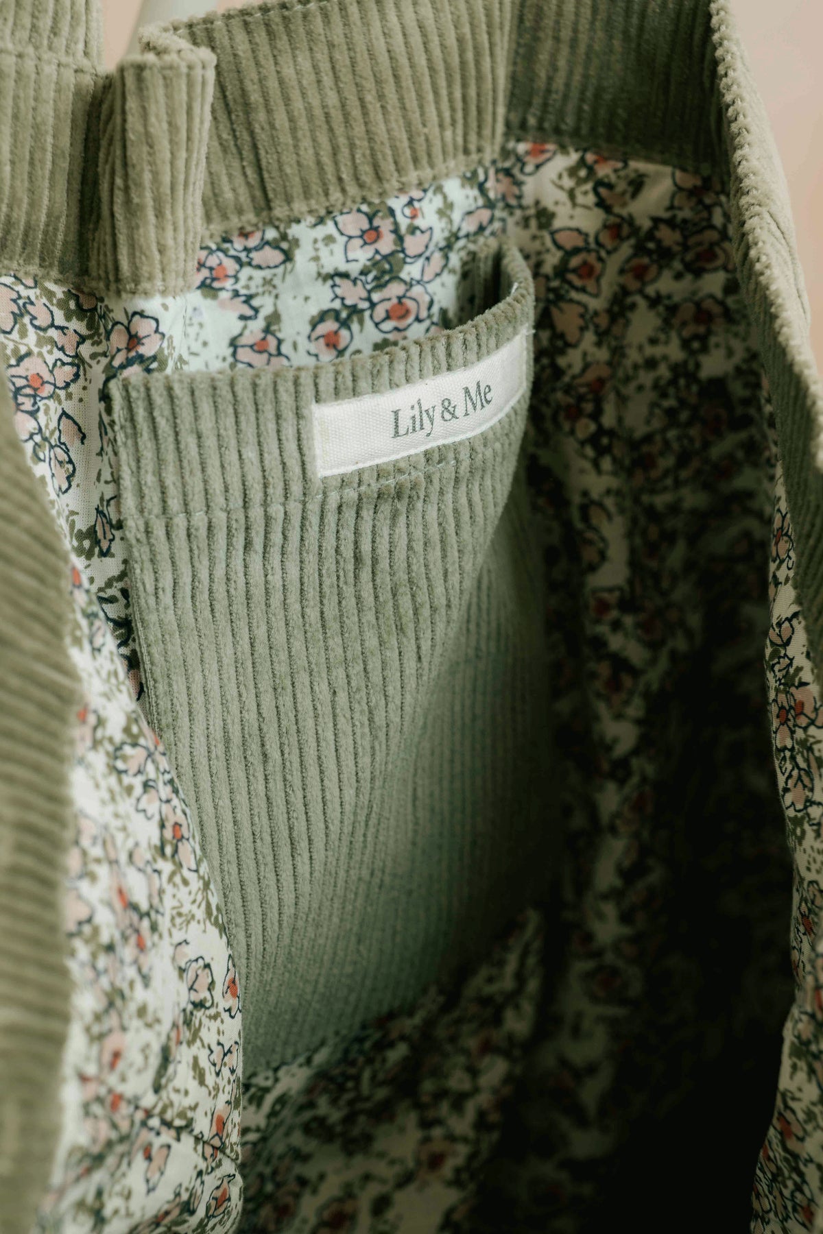 Jumbo Cord Tote Bag Sage