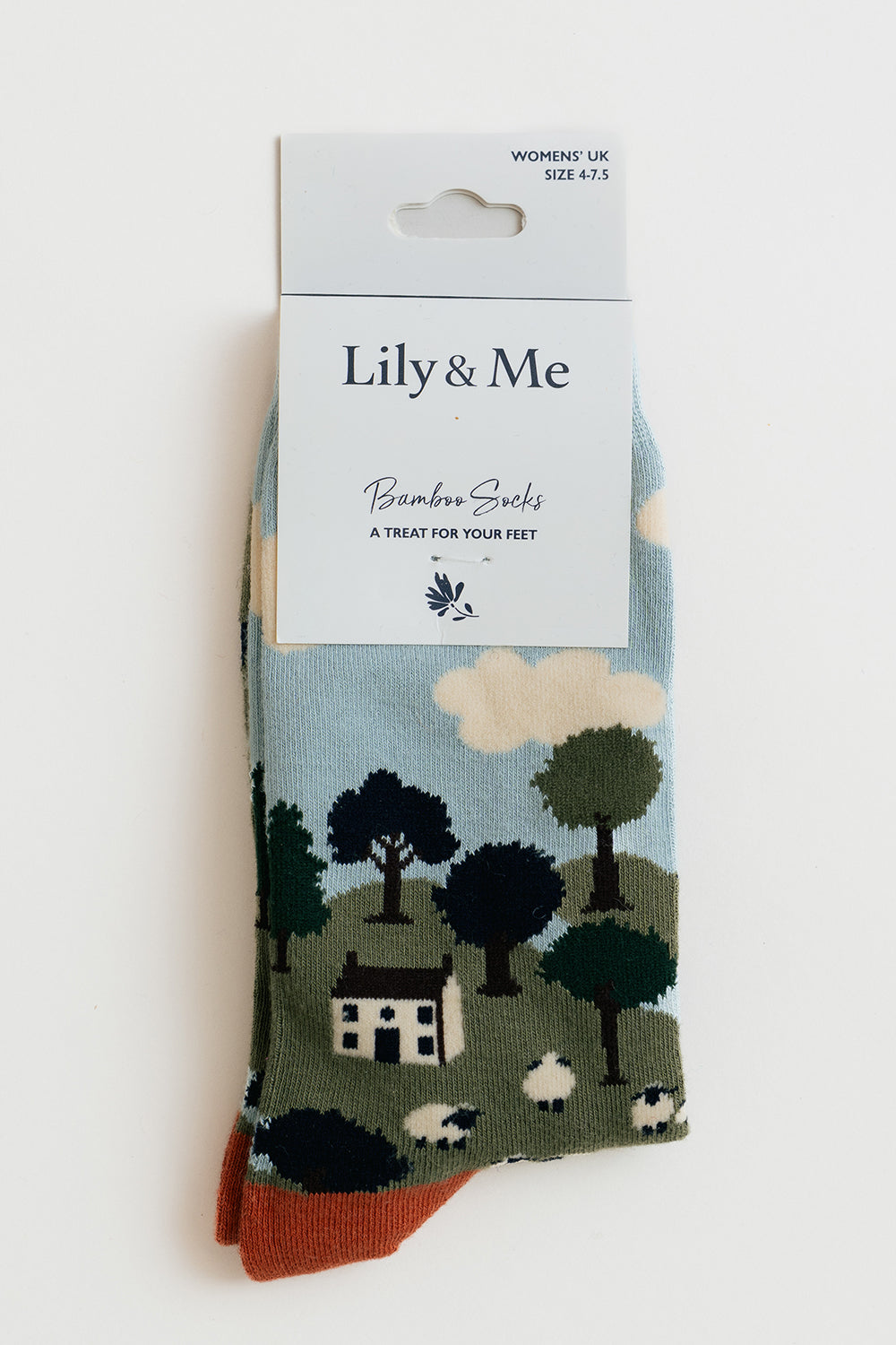Country Scene Bamboo Socks